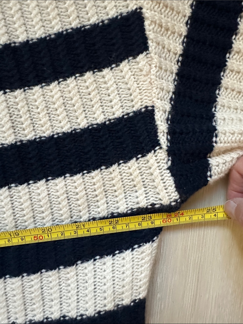 J Crew Cashmere Cropped Boatneck sweater in stripe - Picture 3 of 4